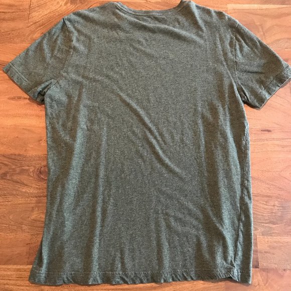 Banana Republic Heather Green Short Sleeve Tee - Picture 3 of 4